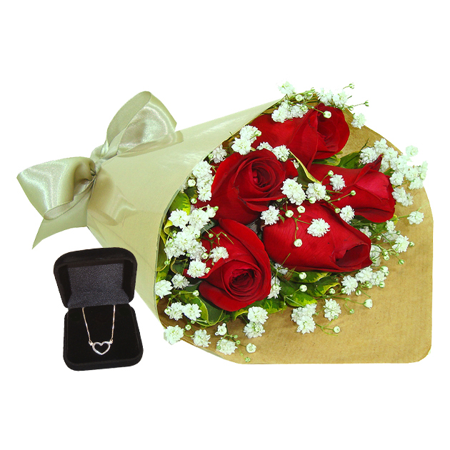 Rosas Vermelhas e Joias