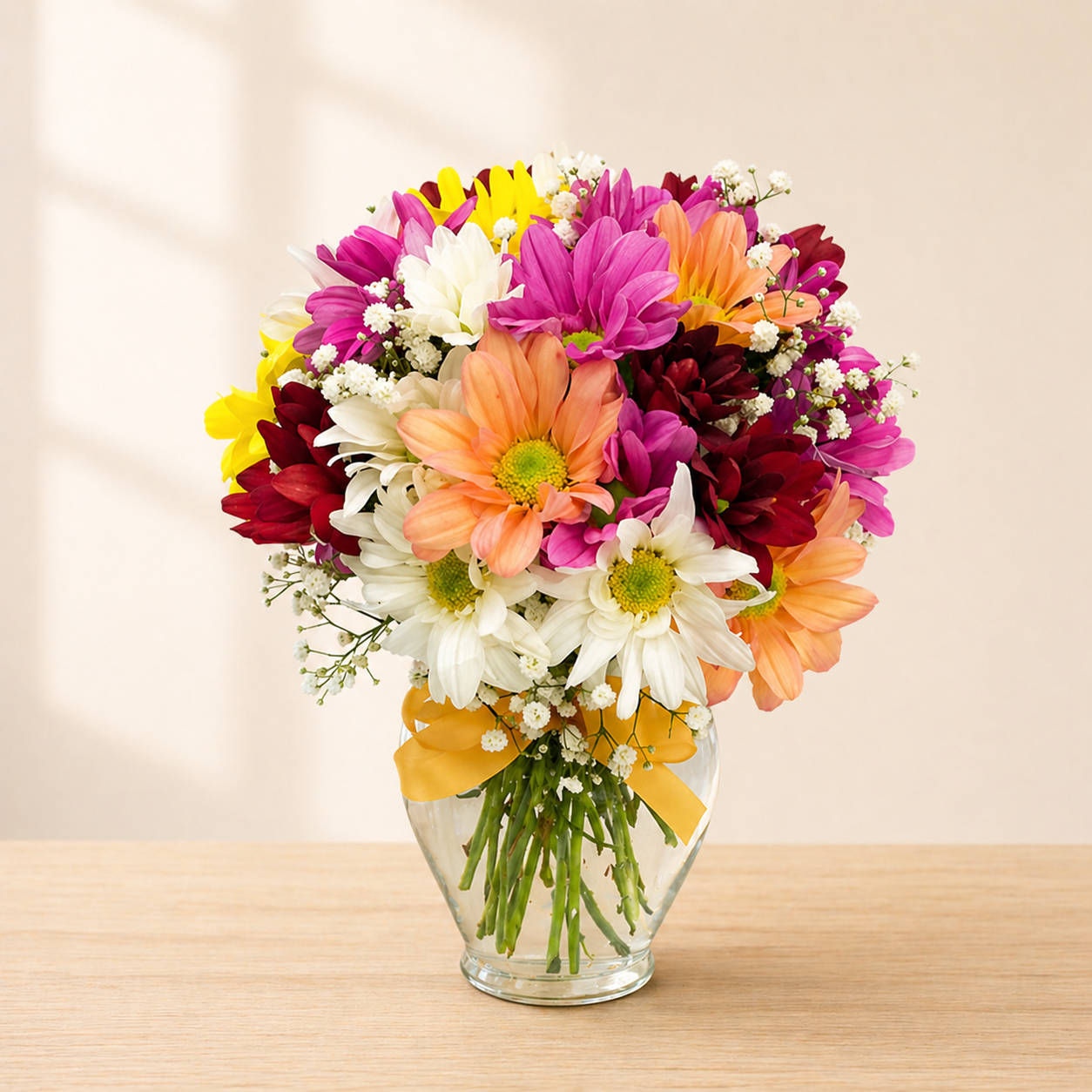 Margaridas Coloridas no Vaso