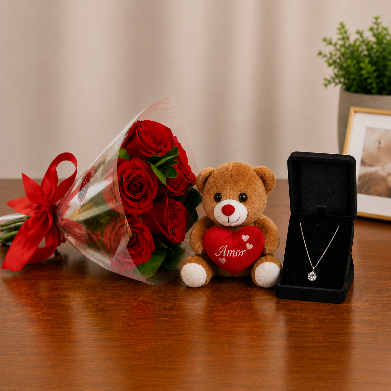 Buqu� de Rosas com Colar de Prata